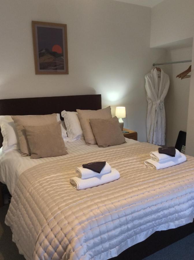Dolly Waggon Guest House Кесвік Екстер'єр фото